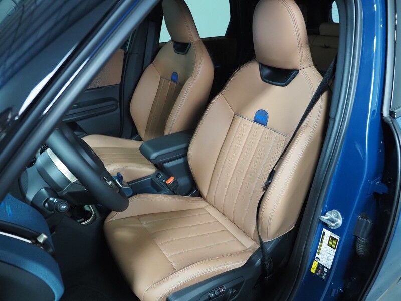 2025 MINI Cooper Countryman SE AWD *ICONIC TRIM, COMFORT PKG MAX, HEADS-UP DISPLAY, NAVIGATION, ADAPTIVE CRUISE, SAFETY ALERTS, 360 CAMERAS, PANO MOONROOF, VESCIN LEATHER, HEATED SEATS/STEERING, HARMAN/KARDON, WIRELESS CHARGING Round Rock TX