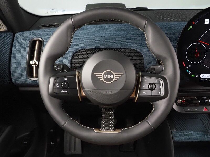 2025 MINI Cooper Countryman SE AWD *ICONIC TRIM, COMFORT PKG MAX, HEADS-UP DISPLAY, NAVIGATION, ADAPTIVE CRUISE, SAFETY ALERTS, 360 CAMERAS, PANO MOONROOF, VESCIN LEATHER, HEATED SEATS/STEERING, HARMAN/KARDON, WIRELESS CHARGING Round Rock TX