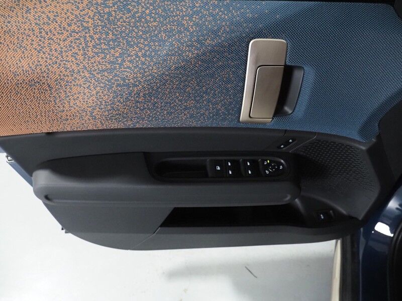 2025 MINI Cooper Countryman SE AWD *ICONIC TRIM, COMFORT PKG MAX, HEADS-UP DISPLAY, NAVIGATION, ADAPTIVE CRUISE, SAFETY ALERTS, 360 CAMERAS, PANO MOONROOF, VESCIN LEATHER, HEATED SEATS/STEERING, HARMAN/KARDON, WIRELESS CHARGING Round Rock TX