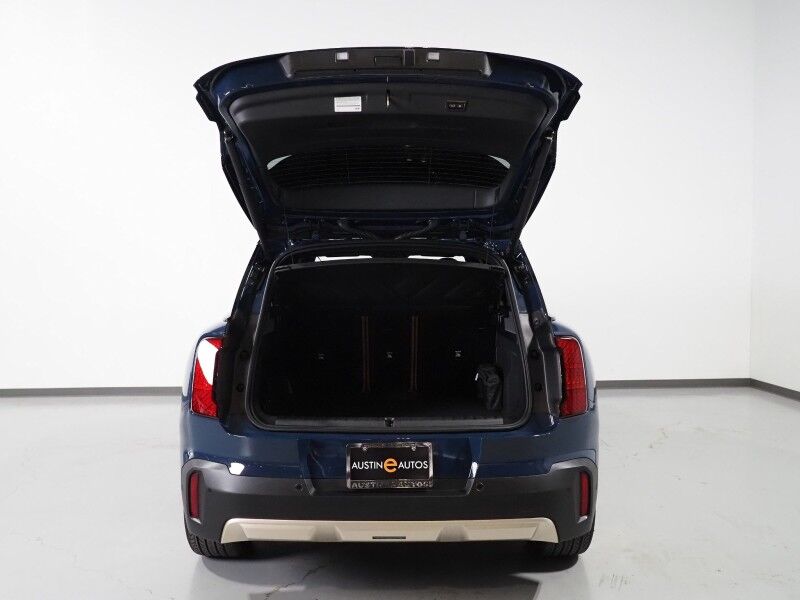 2025 MINI Cooper Countryman SE AWD *ICONIC TRIM, COMFORT PKG MAX, HEADS-UP DISPLAY, NAVIGATION, ADAPTIVE CRUISE, SAFETY ALERTS, 360 CAMERAS, PANO MOONROOF, VESCIN LEATHER, HEATED SEATS/STEERING, HARMAN/KARDON, WIRELESS CHARGING Round Rock TX