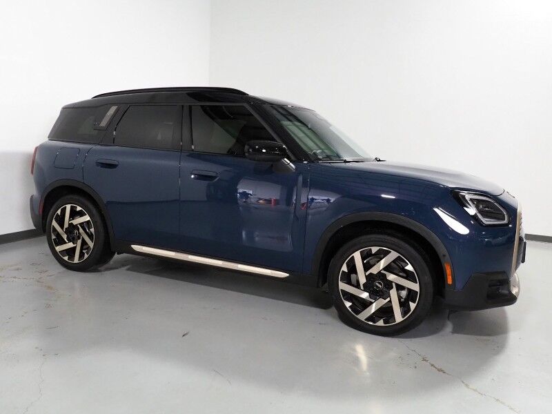 2025 MINI Cooper Countryman SE AWD *ICONIC TRIM, COMFORT PKG MAX, HEADS-UP DISPLAY, NAVIGATION, ADAPTIVE CRUISE, SAFETY ALERTS, 360 CAMERAS, PANO MOONROOF, VESCIN LEATHER, HEATED SEATS/STEERING, HARMAN/KARDON, WIRELESS CHARGING Round Rock TX