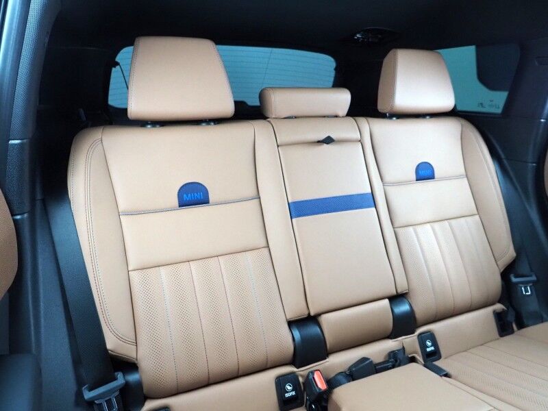 2025 MINI Cooper Countryman SE AWD *ICONIC TRIM, COMFORT PKG MAX, HEADS-UP DISPLAY, NAVIGATION, ADAPTIVE CRUISE, SAFETY ALERTS, 360 CAMERAS, PANO MOONROOF, VESCIN LEATHER, HEATED SEATS/STEERING, HARMAN/KARDON, WIRELESS CHARGING Round Rock TX