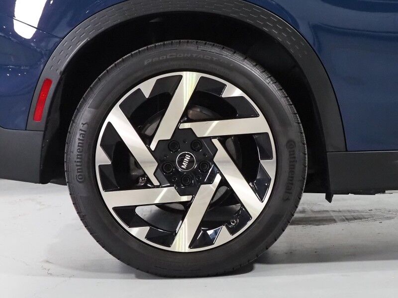 2025 MINI Cooper Countryman SE AWD *ICONIC TRIM, COMFORT PKG MAX, HEADS-UP DISPLAY, NAVIGATION, ADAPTIVE CRUISE, SAFETY ALERTS, 360 CAMERAS, PANO MOONROOF, VESCIN LEATHER, HEATED SEATS/STEERING, HARMAN/KARDON, WIRELESS CHARGING Round Rock TX