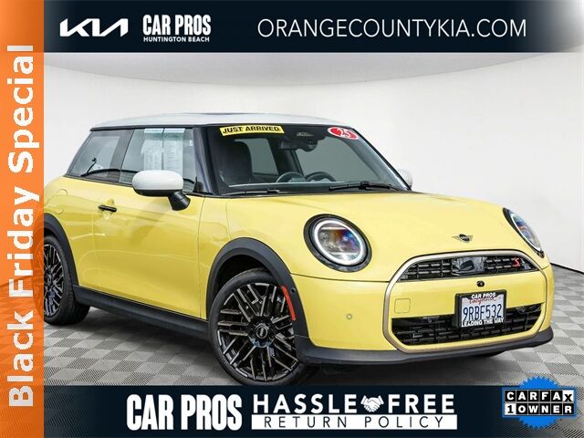 2025 MINI Cooper S Iconic