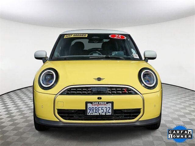 2025 MINI Cooper S Iconic