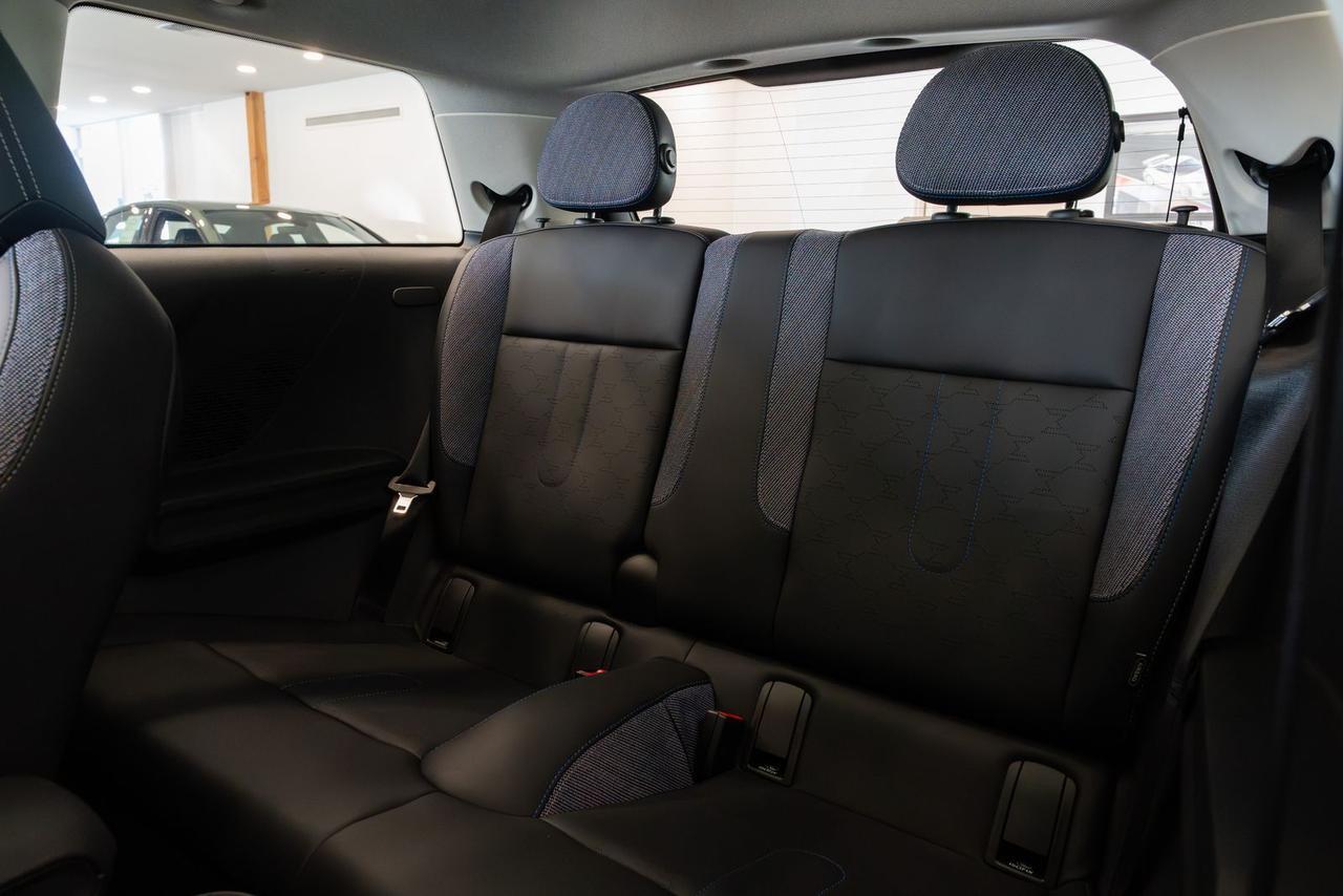 2025 MINI Hardtop 2 Door S - Photo 21