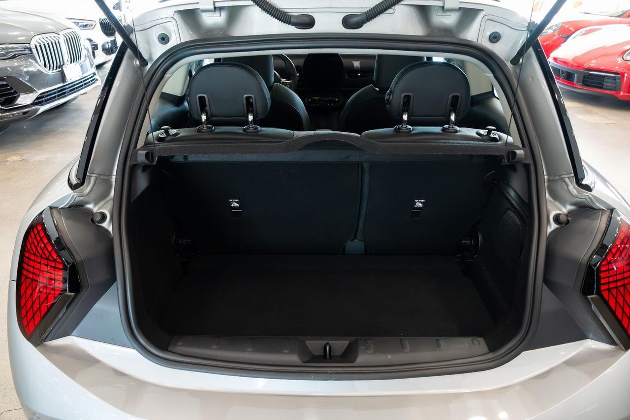 2025 MINI Hardtop 2 Door S - Photo 8