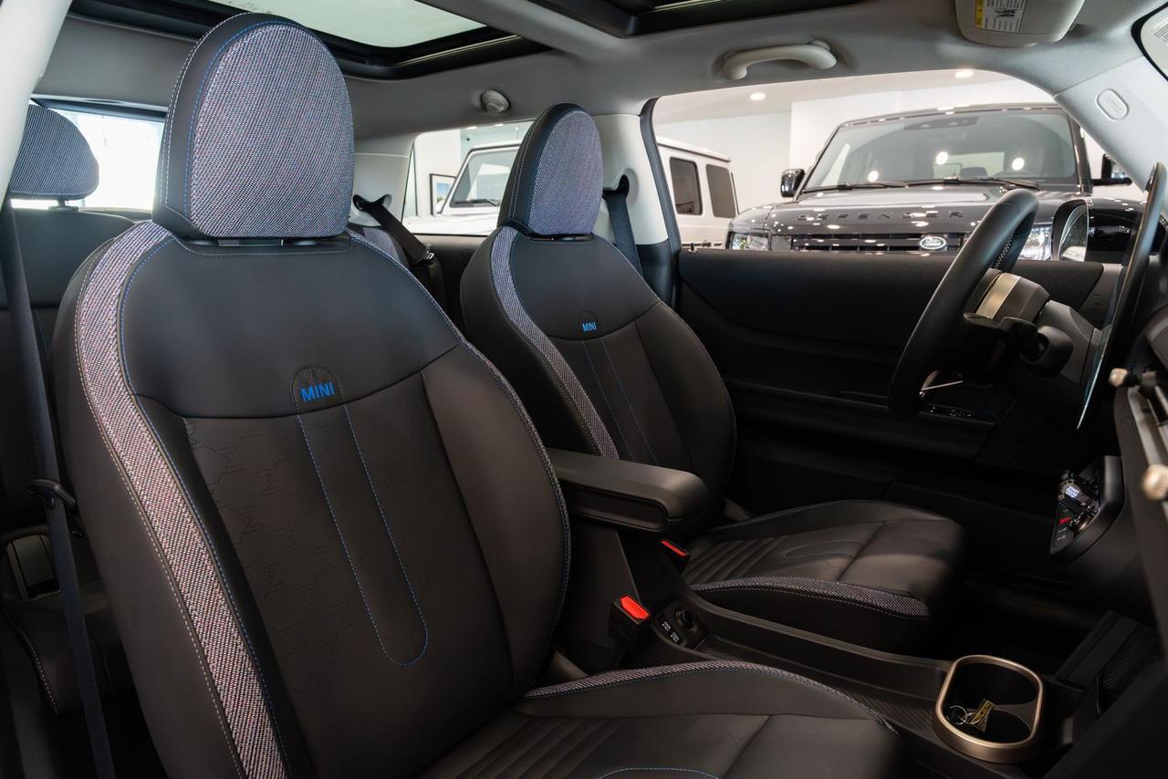 2025 MINI Hardtop 2 Door S - Photo 23
