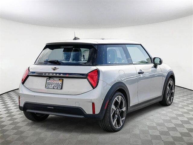 2025 MINI Cooper S Signature Plus Huntington Beach CA