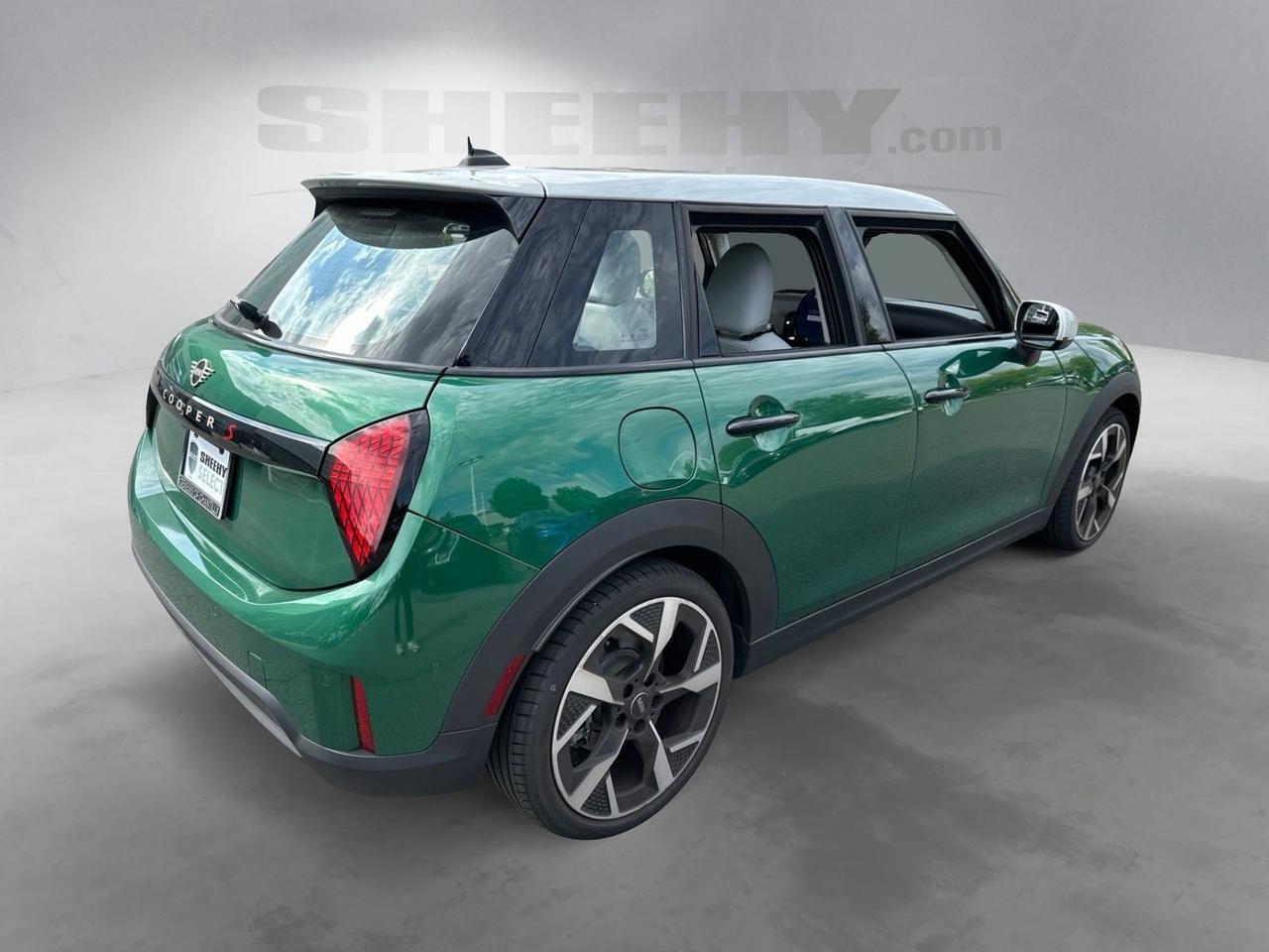 2025 MINI Cooper S Signature Plus Chantilly VA