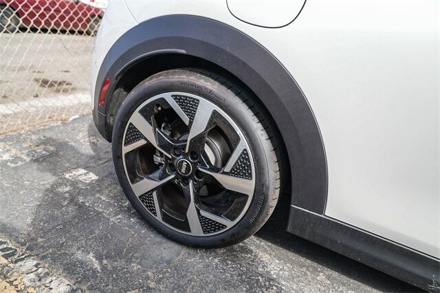 2025 MINI Cooper S Signature Plus Huntington Beach CA