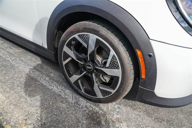 2025 MINI Cooper S Signature Plus Huntington Beach CA