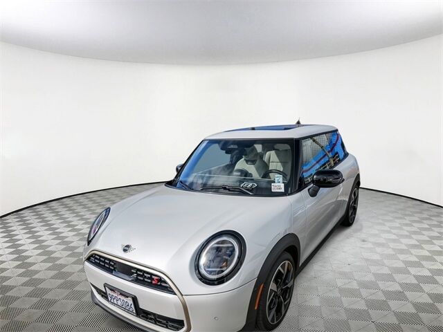 2025 MINI Cooper S Signature Plus Huntington Beach CA