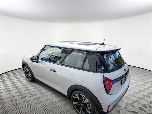 2025 MINI Cooper S Signature Plus Huntington Beach CA