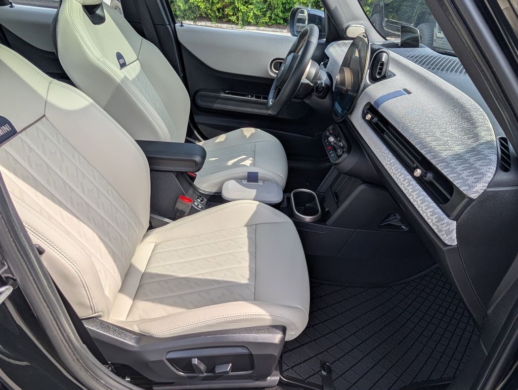 2025 MINI Cooper S Signature Plus Cockeysville MD