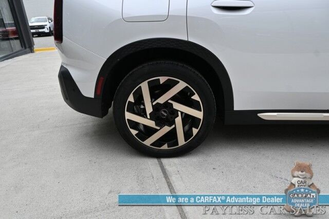 2025 MINI Countryman S / AWD / Premium Sound & Comfort Pkg / Auto Start / Heated Leather Seats & Steering / Sunroof / Harman Kardon Speakers / NAV / HUD / Adaptive Cruise / Lane Depart & Blind Spot / Only 6k Miles / 1-Owner Anchorage AK