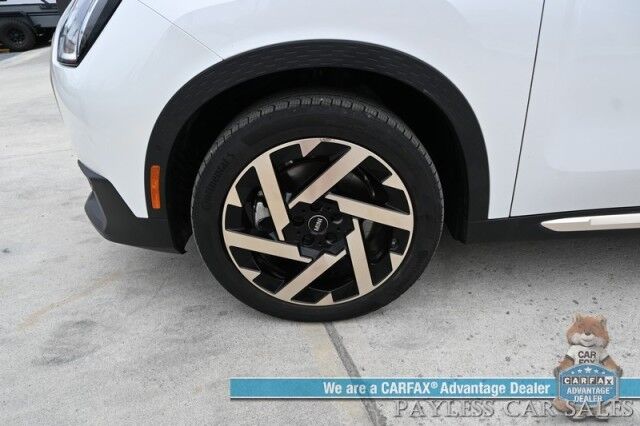 2025 MINI Countryman S / AWD / Premium Sound & Comfort Pkg / Auto Start / Heated Leather Seats & Steering / Sunroof / Harman Kardon Speakers / NAV / HUD / Adaptive Cruise / Lane Depart & Blind Spot / Only 6k Miles / 1-Owner Anchorage AK