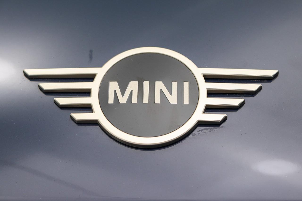 2025 MINI Hardtop 2 Door Cooper S Newport Beach CA