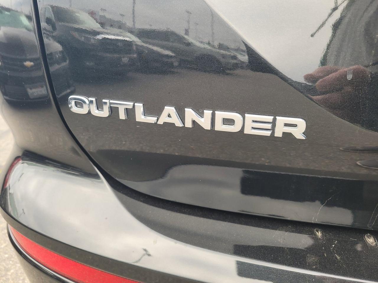 2025 MITSUBISHI OUTLANDER ES Roseville CA