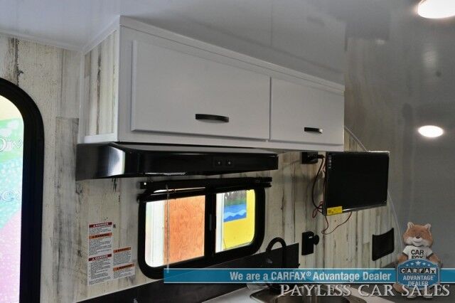 2025 MODERN BUGGY Big Buggy BB16 / Dometic Furnace / 13.5k BTU Rooftop AC / Stainless Steel Sink & Dual Burner Stove / 24 Inch Flat screen / Power Exterior Awning / 14 Inch Ground Clearance / All Terrain Tires / Tow Pkg / 2250lbs UVW Anchorage AK