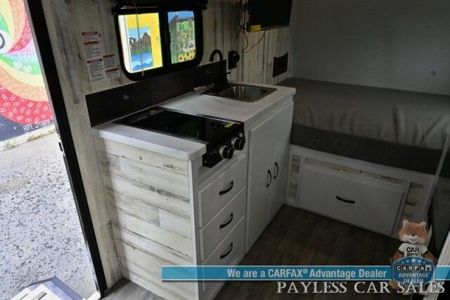 2025 MODERN BUGGY Big Buggy BB16 / Dometic Furnace / 13.5k BTU Rooftop AC / Stainless Steel Sink & Dual Burner Stove / 24 Inch Flat screen / Power Exterior Awning / 14 Inch Ground Clearance / All Terrain Tires / Tow Pkg / 2250lbs UVW Anchorage AK