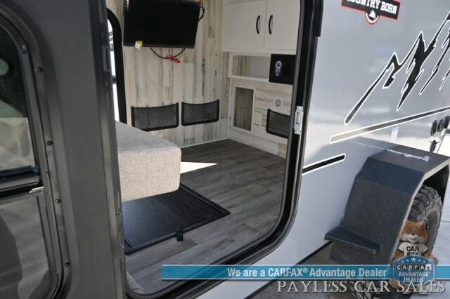 2025 MODERN BUGGY Country Born Little Buggy CB-12 / Sleeps 2 / 5000 BTU Infloor A/C / 24 Inch Flat Screen / Exterior Kitchenette / Awning / Rooftop Solar Package / Roof Rack / All Terrain Tires / Tow Pkg / 1405lbs UVW Anchorage AK