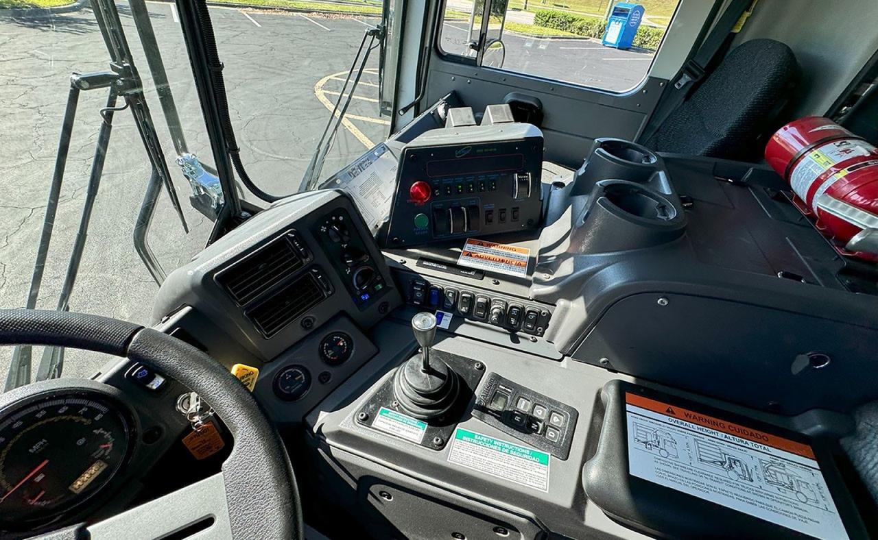 2025 Mack TE64 40 Yard EZ Pack Front Loader Garbage Truck Tampa FL