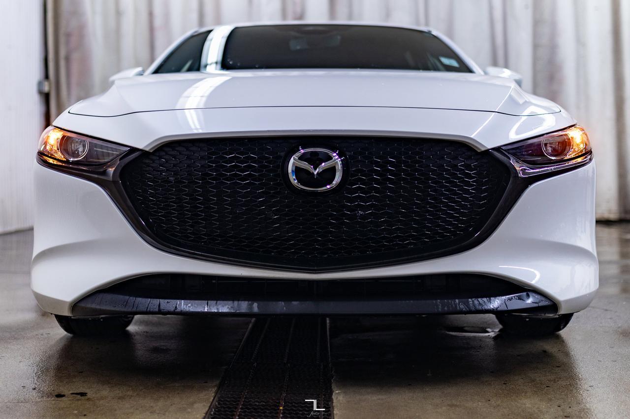 2025 Mazda 3 AWD GS Sport Hatchback Leather Roof BCam Red Deer AB