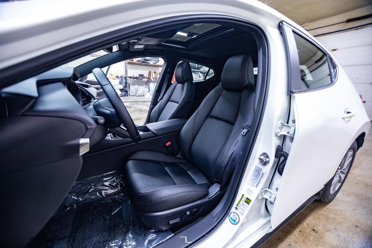 2025 Mazda 3 AWD GS Sport Hatchback Leather Roof BCam Red Deer AB