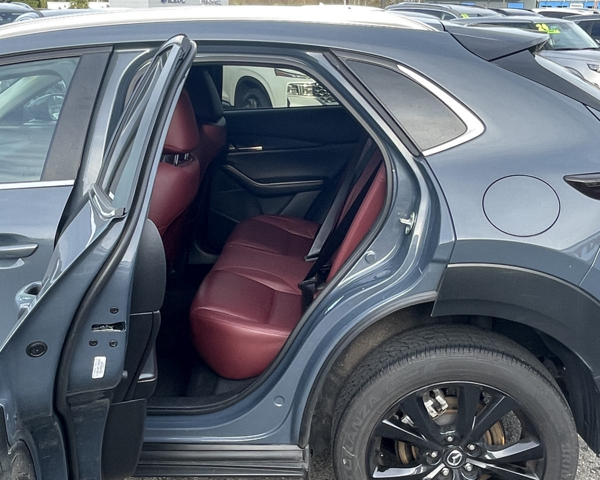 2025 Mazda CX-30 2.5 S Carbon Edition Sport Utility 4D Port Orchard WA