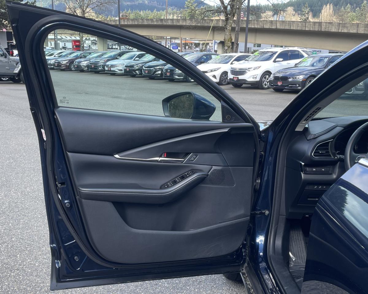 2025 Mazda CX-30 2.5 S Preferred Sport Utility 4D Port Orchard WA