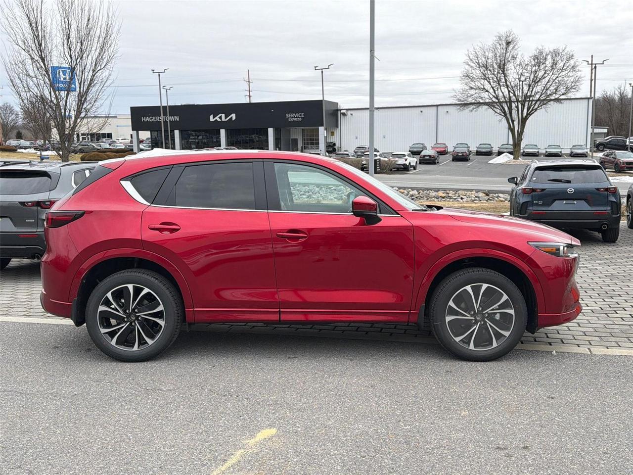 2025 Mazda CX-5 2.5 S Preferred Package Hagerstown MD