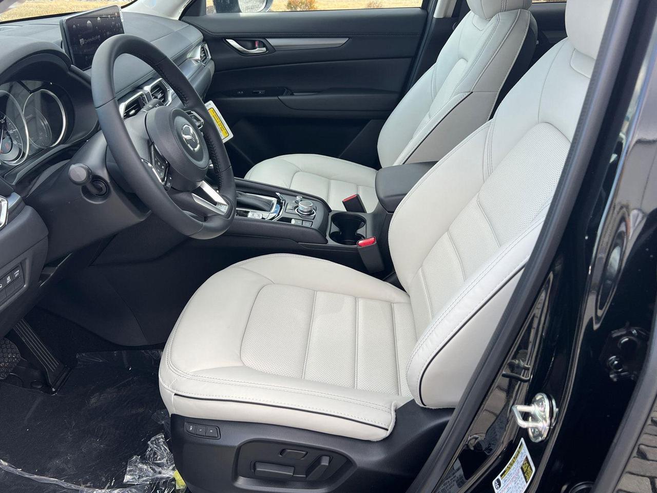 2025 Mazda CX-5 2.5 S Preferred Package Hagerstown MD