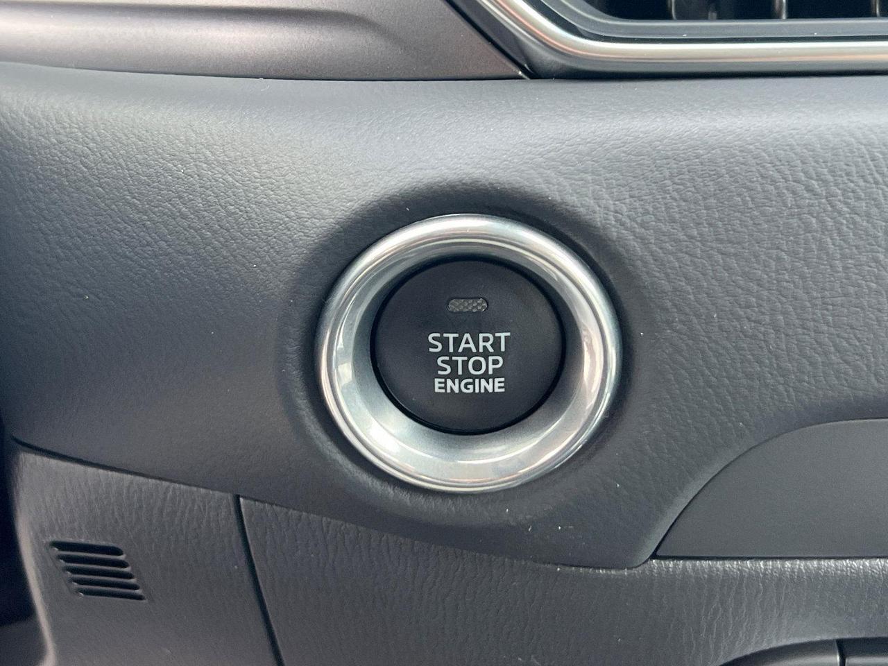 2025 Mazda CX-5 2.5 S Preferred Package Hagerstown MD