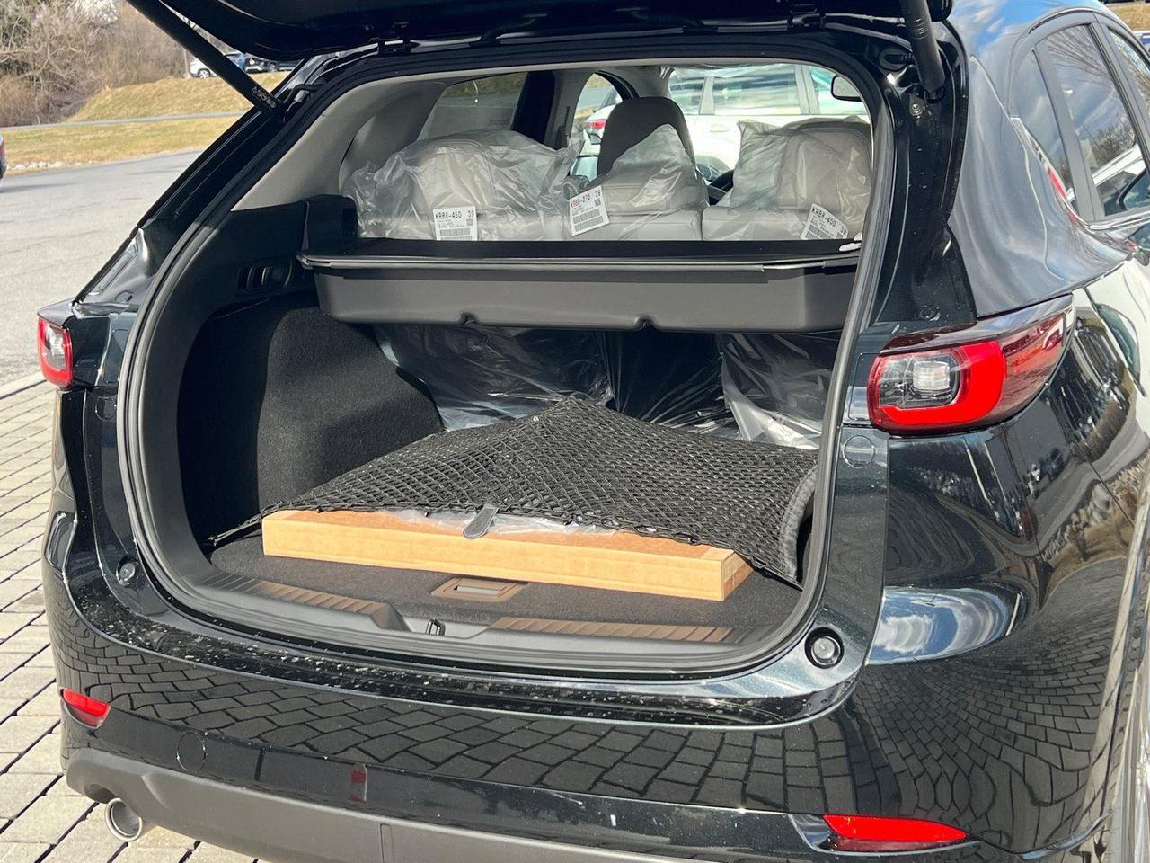 2025 Mazda CX-5 2.5 S Preferred Package Hagerstown MD