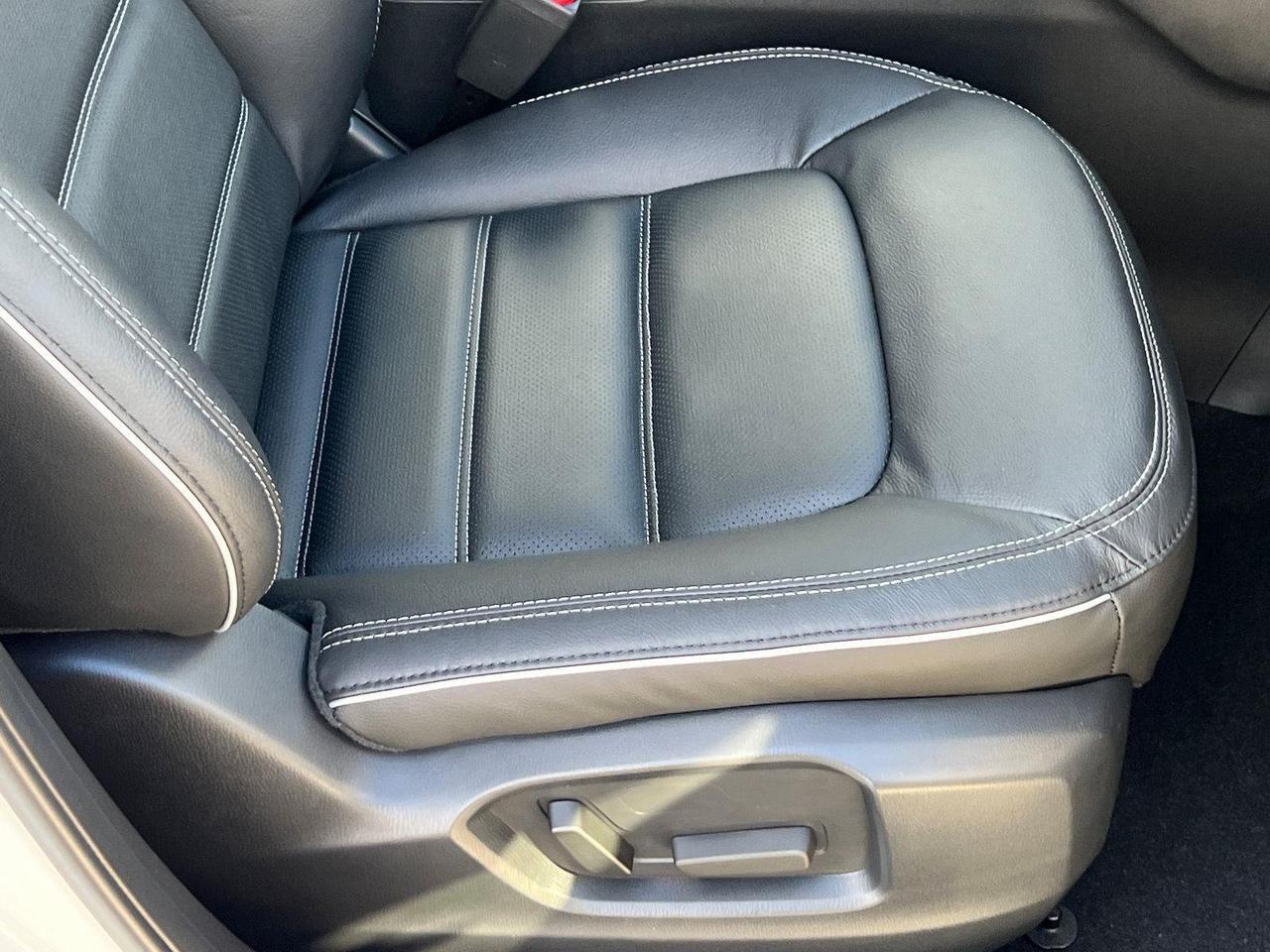 2025 Mazda CX-5 2.5 S Preferred Package Hagerstown MD