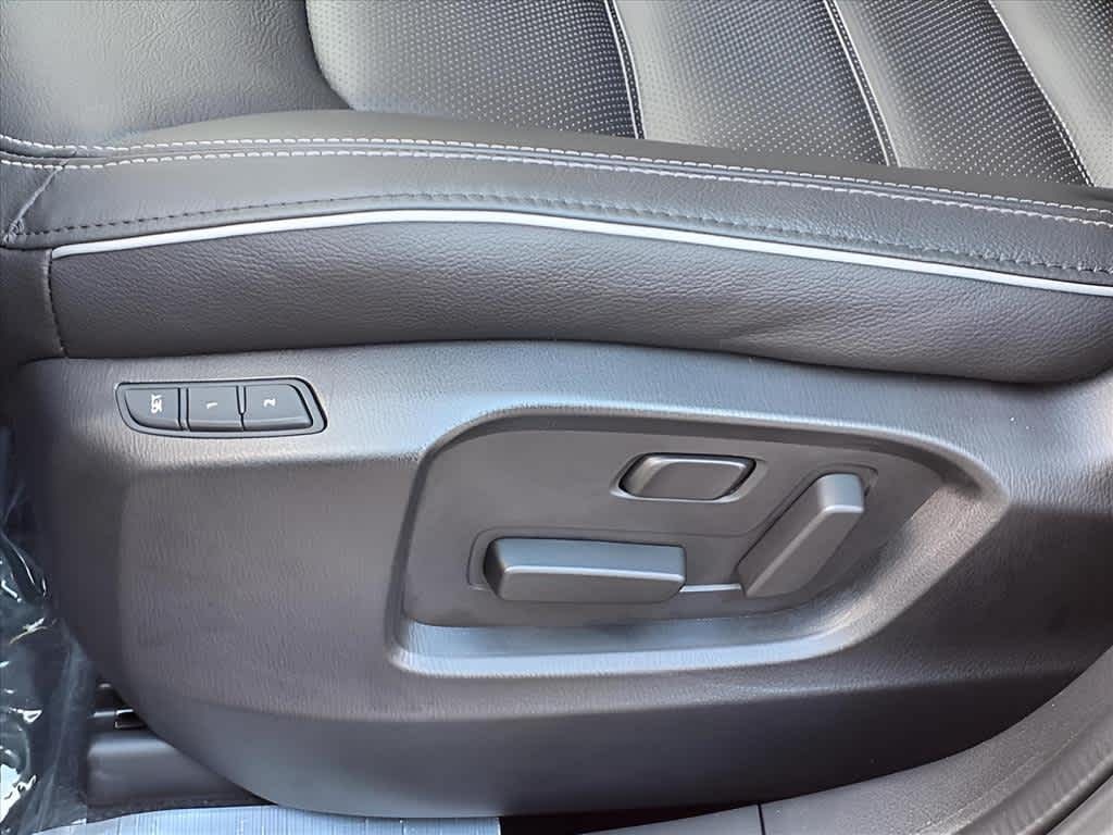 2025 Mazda CX-5 2.5 S Preferred Package Lunenburg MA
