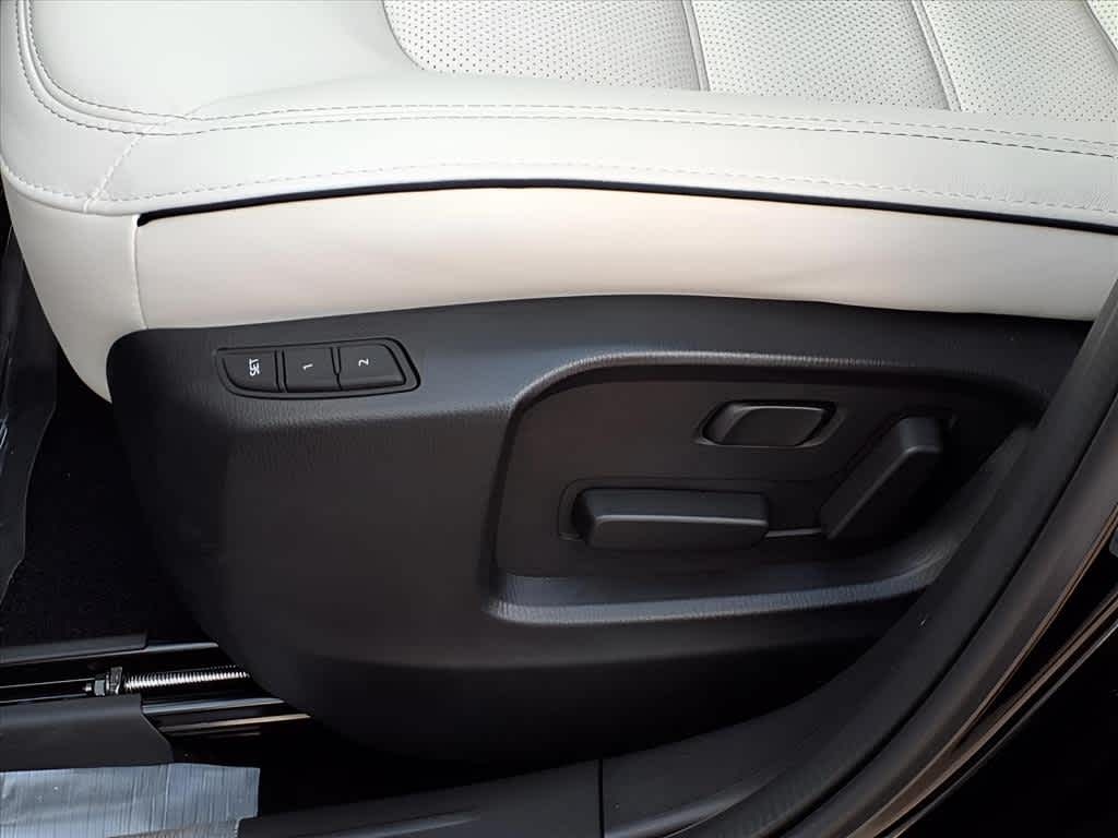 2025 Mazda CX-5 2.5 S Preferred Package Lunenburg MA