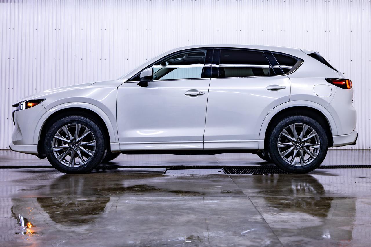 2025 Mazda CX-5 AWD GT Leather Roof Nav BCam Red Deer AB