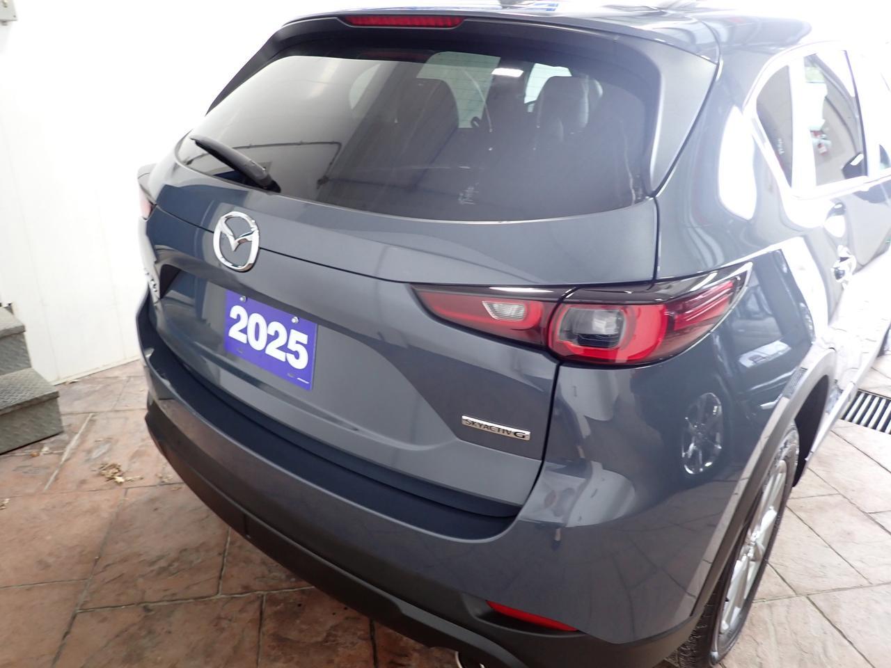 2025 Mazda CX-5 GS LEATHER AWD Listowel ON