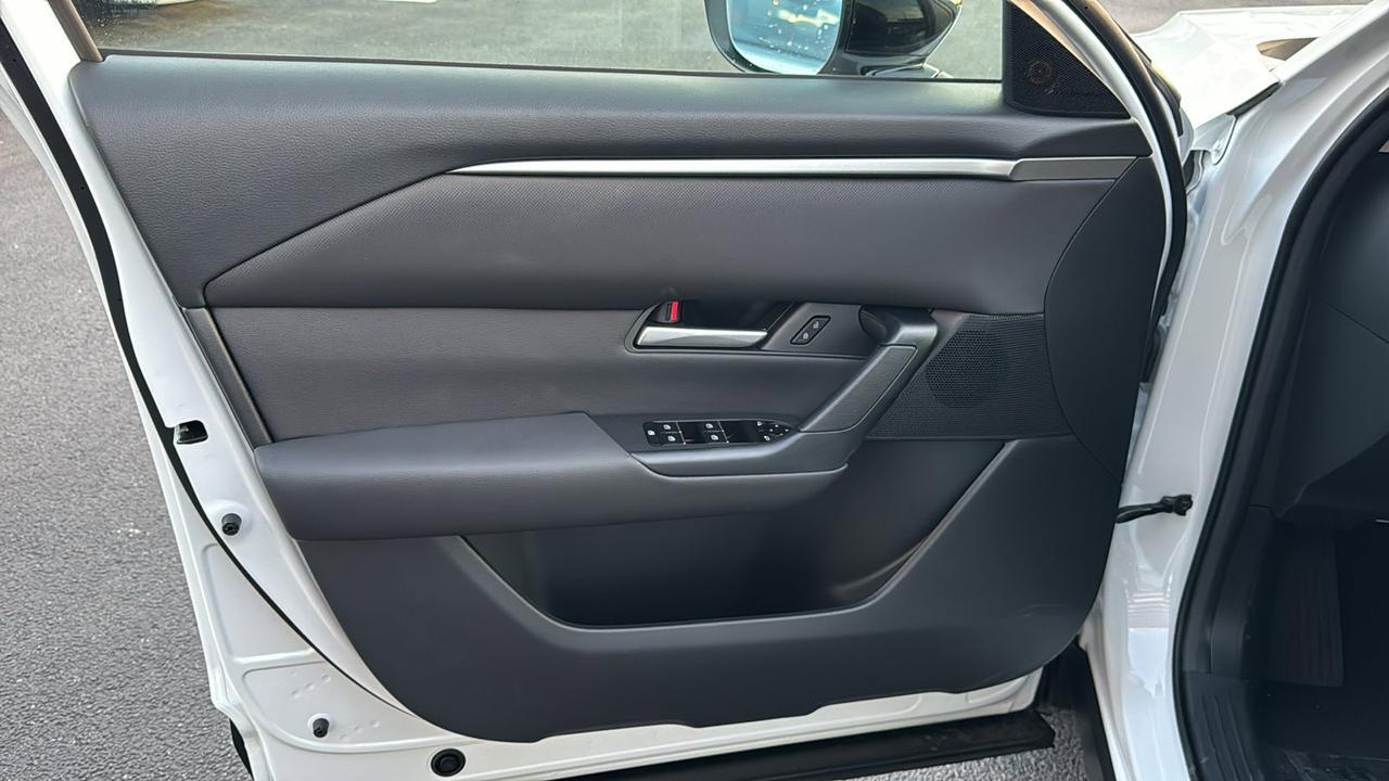 2025 Mazda CX-50 Hybrid Preferred Package San Antonio TX