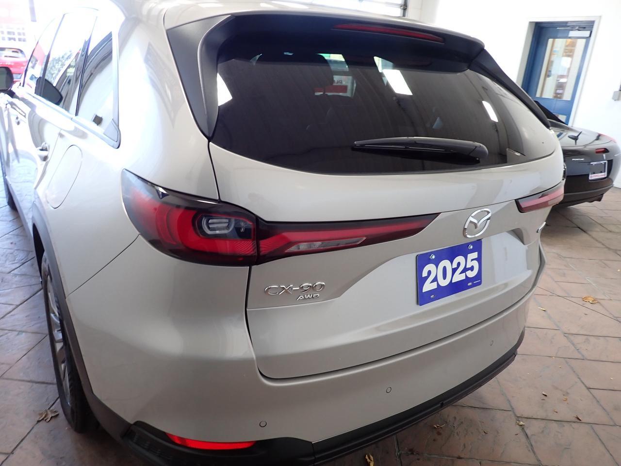 2025 Mazda CX-90 MHEV GS-L AWD *HYBRID* LEATHER NAVI SUNROOF Listowel ON