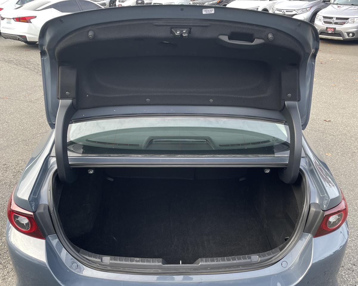 2025 Mazda MAZDA3 2.5 S Carbon Edition Sedan 4D Port Orchard WA