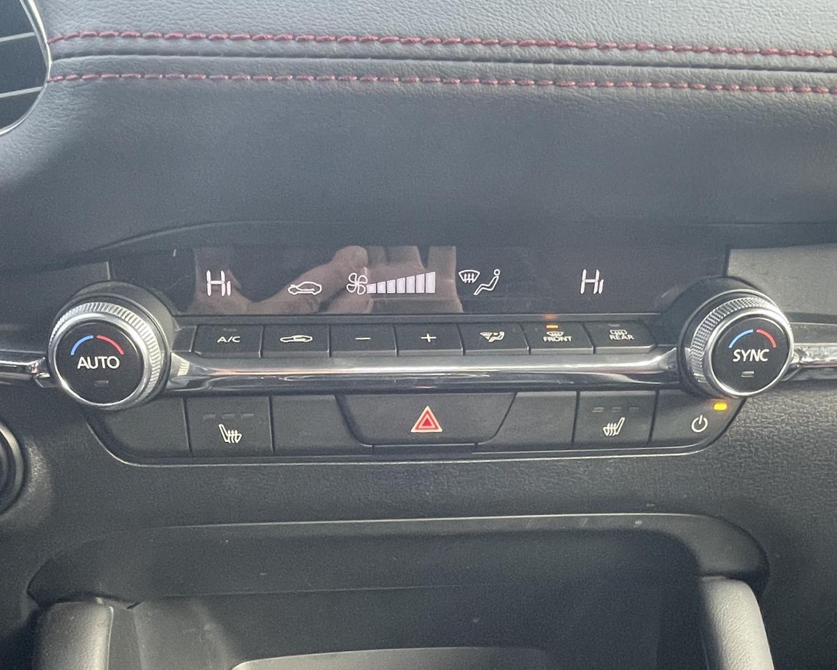 2025 Mazda MAZDA3 2.5 S Carbon Edition Sedan 4D Port Orchard WA