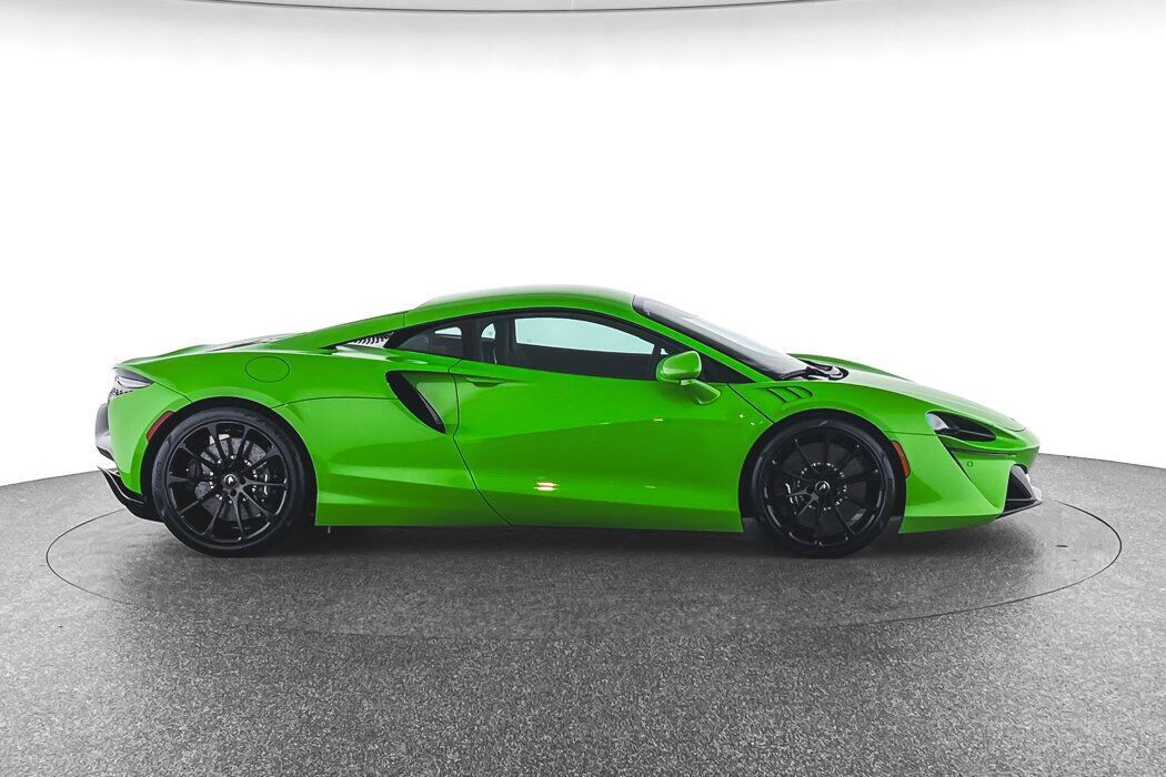 2025 McLaren Artura Bellevue WA