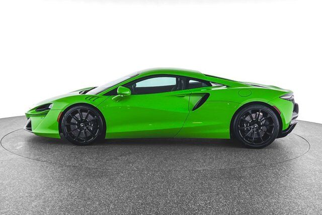 2025 McLaren Artura Bellevue WA