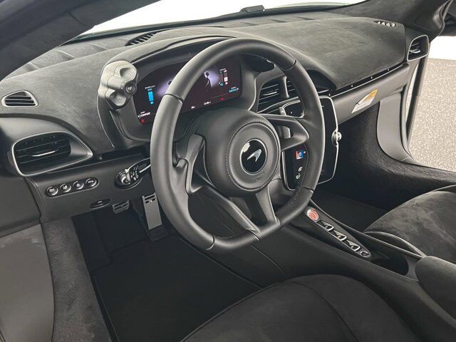 2025 McLaren Artura Bellevue WA
