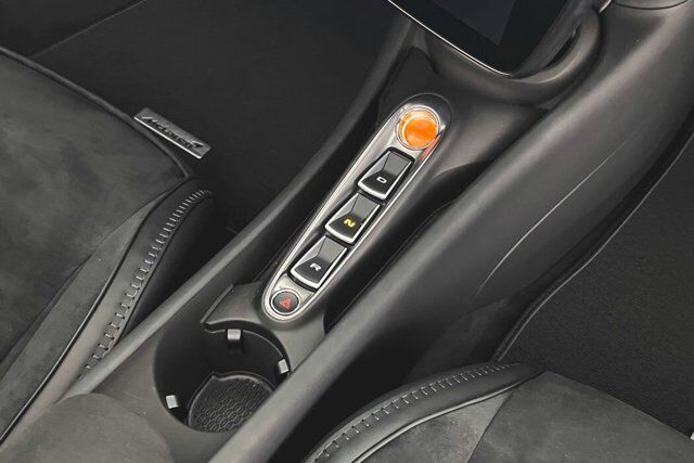 2025 McLaren Artura Bellevue WA