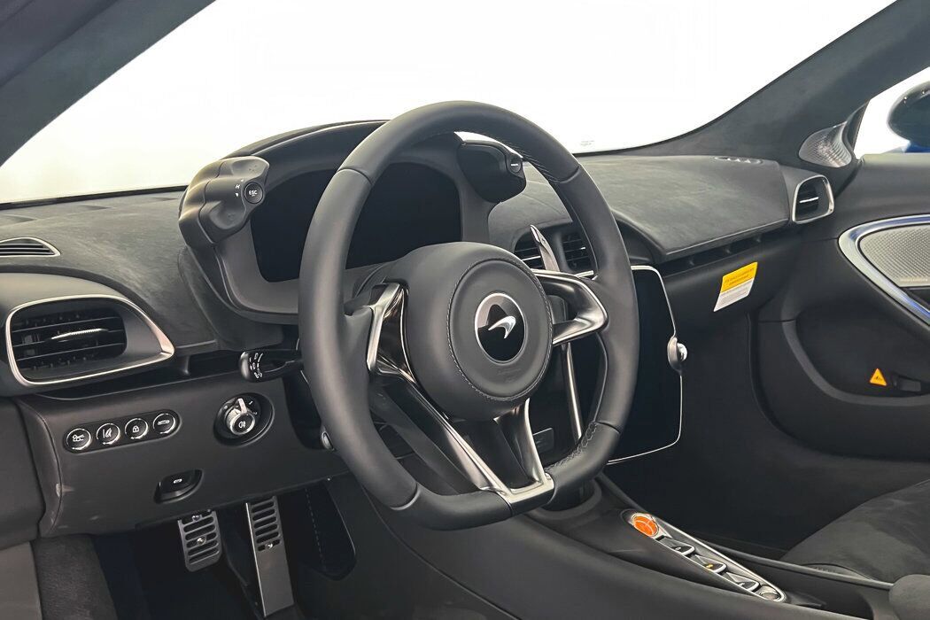 2025 McLaren Artura Bellevue WA