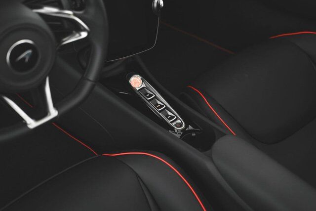 2025 McLaren Artura Bellevue WA